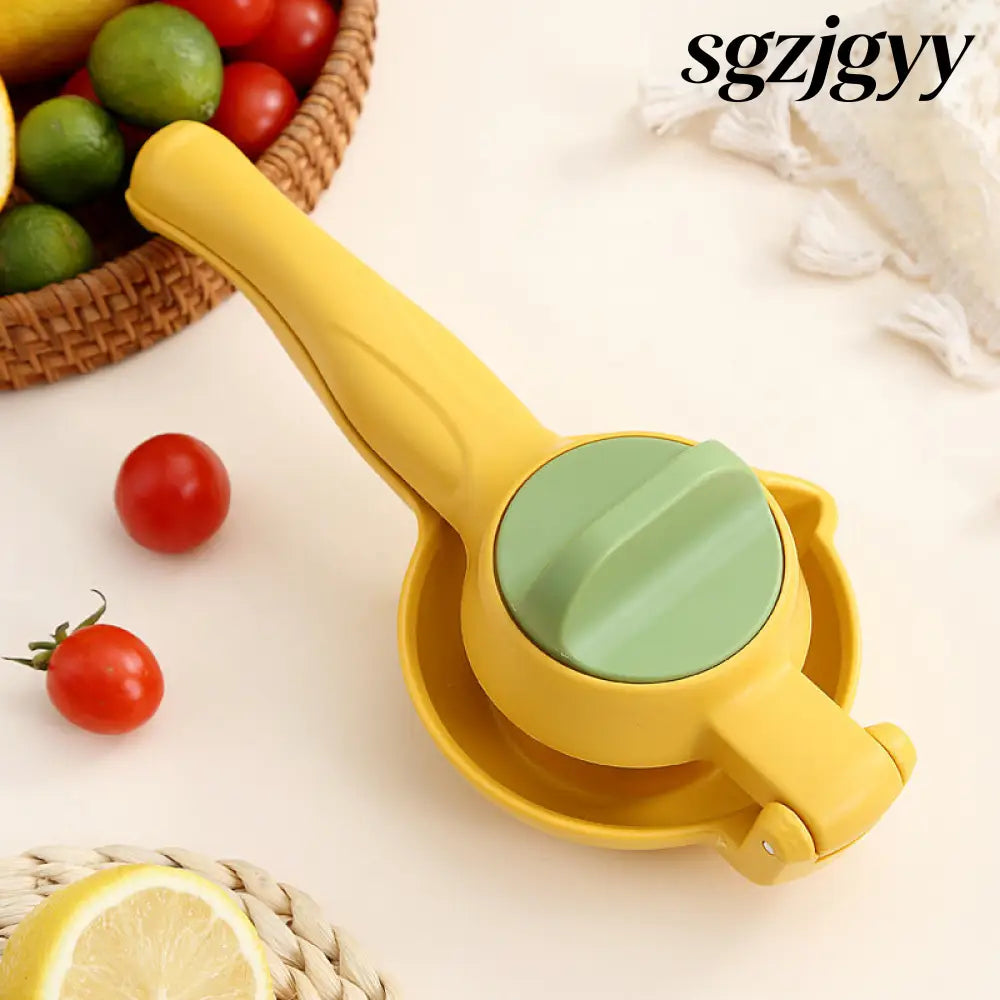 Multi Functional Manual Juicer| Portable Lemon Oranges Juicer - Yellow - Juicer Portable